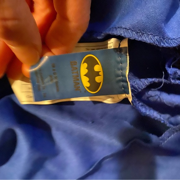 Rubie's Batman Muscle Chest Batman Child's Costume, Medium w/ mask + cape - Picture 4 of 8